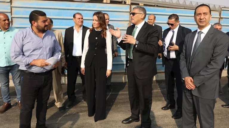 محافظ الجيزة يزور مشاريع تحسين ميدان الرماية والطرق المؤدية إلى المتحف الكبير محافظ الجيزة يزور مشاريع تحسين ميدان الرماية والطرق المؤدية إلى المتحف الكبير