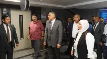 محافظ الجيزة يزور مشروع تحديث مبنى التأمين الصحي في منطقة روز اليوسف
