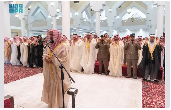 محافظ الدرعية يقيم صلاة عيد الأضحى محافظ الدرعية يقيم صلاة عيد الأضحى