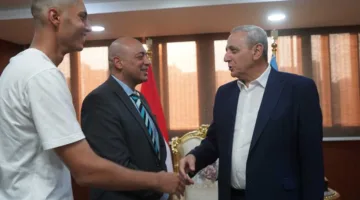 محافظ الغربية يستقبل المعزين بمناسبة عيد الأضحى
