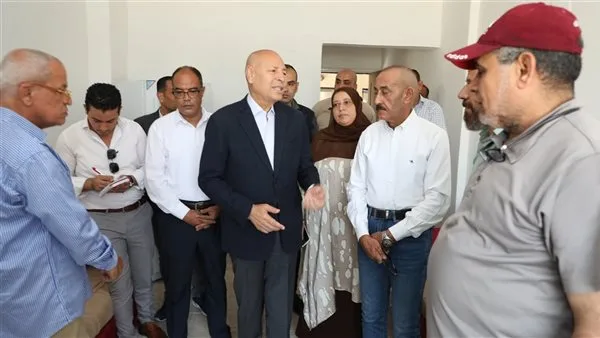 محافظ القاهرة يزور أسر عقاري حدائق القبة للاطمئنان عليهم بعد نقلهم إلى 15 مايو محافظ القاهرة يزور أسر عقاري حدائق القبة للاطمئنان عليهم بعد نقلهم إلى 15 مايو