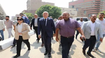 محافظ القاهرة يقوم بجولة تفقدية لتطوير حي السلام ومتابعة نقل الباعة إلى الموقع الجديد