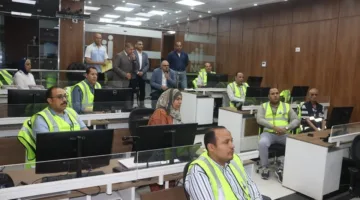 محافظ القليوبية: استمرار جلسات مركز التحكم والإشراف على الشبكة الوطنية للطوارئ والسلامة في ديوان المحافظة.