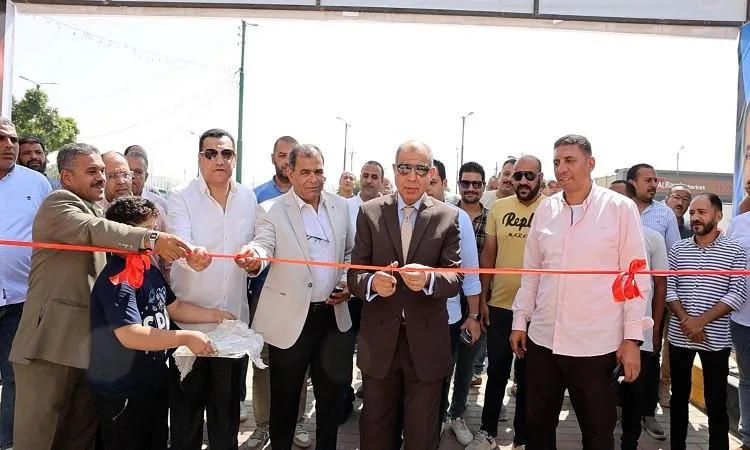 محافظ المنيا ي inaugurates “يوم السوق” على ضفاف النيل تحضيرًا لعيد الأضحى محافظ المنيا ي inaugurates “يوم السوق” على ضفاف النيل تحضيرًا لعيد الأضحى
