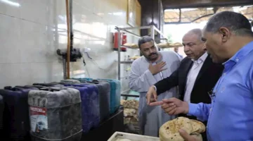 محافظ المنيا يشرف على حملة مفاجئة على المخابز ويغلق اثنين منها لعدم الالتزام – صور