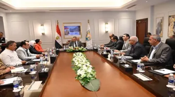 محافظ جنوب سيناء يطلب تأسيس منطقة صناعية في رأس سدر