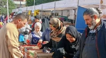 محافظ سوهاج يدشن سوق يوم واحد في مدينة طهطا