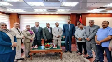 محافظ سوهاج يستقبل المهنئين بمناسبة عيد الأضحى السعيد