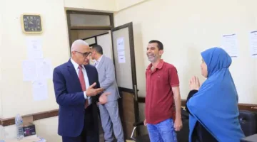 محافظ شمال سيناء يهنئ موظفي ديوان عام المحافظة
