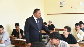 محافظ مطروح يزور لجان امتحانات الثانوية العامة في اليوم الأول للاختبارات