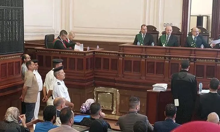 محكمة جنايات الإسكندرية ترسل أوراق “قاتل المعمورة” إلى المفتي