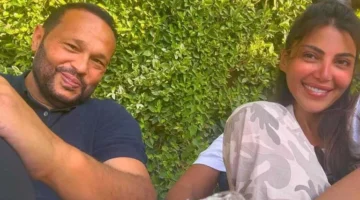 محمد حلاوة يشارك صورة مع زوجته ريهام حجاج تحت عنوان ‘أنا ورور’
