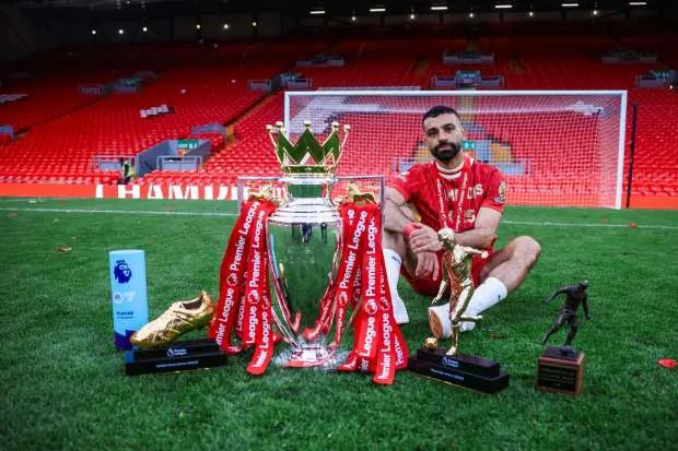 محمد صلاح: أطمح للفوز بالكرة الذهبية من أجل المصريين محمد صلاح: أطمح للفوز بالكرة الذهبية من أجل المصريين