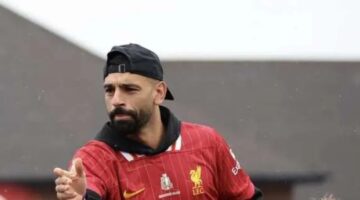 محمد صلاح يتصدر قائمة المنافسين لجائزة أفضل لاعب من رابطة المحترفين.
