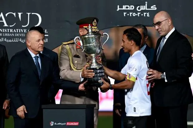 محمد عبد الشافي.. كيف تحول الرقم 13 إلى ذهب محمد عبد الشافي.. كيف تحول الرقم 13 إلى ذهب