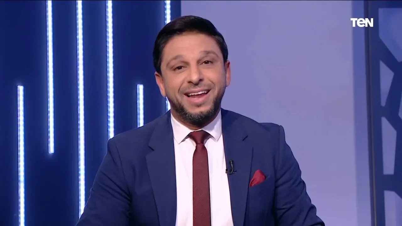 محمد فاروق: الأهلي عثر على وسام أبو علي بالصدفة بعد سنوات من السعي، ورحيله سيكون له تأثير كبير. محمد فاروق: الأهلي عثر على وسام أبو علي بالصدفة بعد سنوات من السعي، ورحيله سيكون له تأثير كبير.