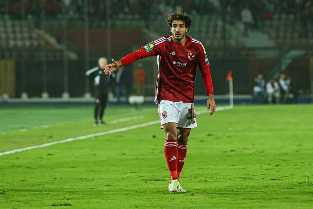 محمد هاني: لم أكن أتوقع انضمام زيزو للأهلي.. والجيل الحالي مستعد لتحقيق إنجازات تاريخية في المونديال محمد هاني: لم أكن أتوقع انضمام زيزو للأهلي.. والجيل الحالي مستعد لتحقيق إنجازات تاريخية في المونديال