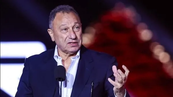 محمود الخطيب يعبر عن شكره لجماهير الأهلي ويهنئهم بفوزهم بالدوري محمود الخطيب يعبر عن شكره لجماهير الأهلي ويهنئهم بفوزهم بالدوري
