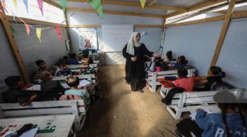 محو التعليم الفلسطيني: استشهاد 16,607 طالب وتدمير 111 مؤسسة تعليمية