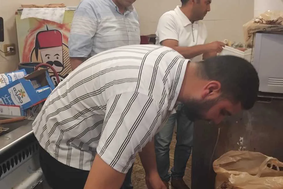 مداهمات مفاجئة على مطاعم ومتاجر في مرسى مطروح مداهمات مفاجئة على مطاعم ومتاجر في مرسى مطروح