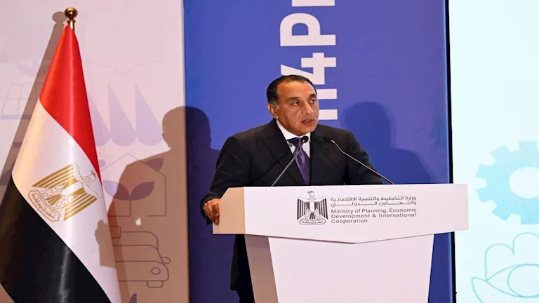 مدبولي: القطاع الخاص يُسهم بنسبة 70% في الناتج المحلي الإجمالي مدبولي: القطاع الخاص يُسهم بنسبة 70% في الناتج المحلي الإجمالي