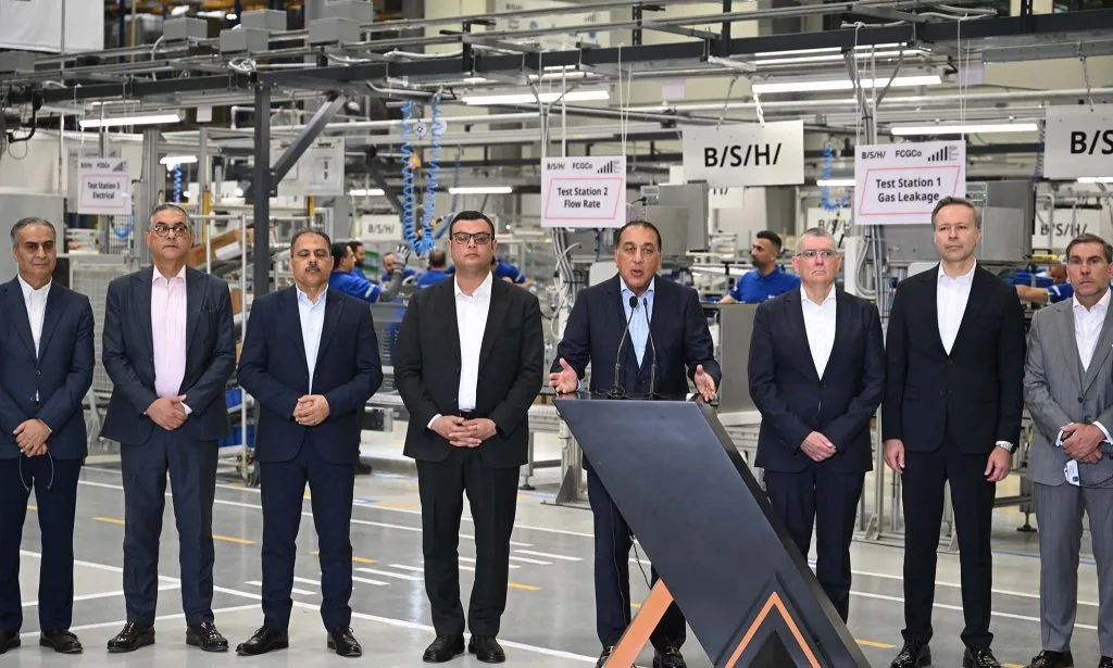 مدبولي: نسبة المكون المحلي في مصنع BSH للأجهزة المنزلية تصل إلى 50% مدبولي: نسبة المكون المحلي في مصنع BSH للأجهزة المنزلية تصل إلى 50%