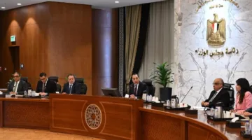 “مدبولي” يلتقي بأعضاء اللجنة الاستشارية لتطوير العمران وتصدير العقارات