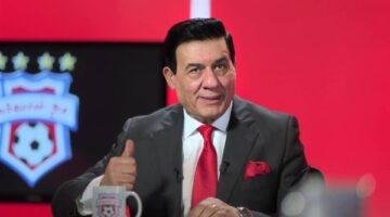 مدحت شلبي: ريبيرو يسعى للتعاقد مع مهاجم، والأهلي يقدم أسامة فيصل وعمرو ناصر كخيارات.