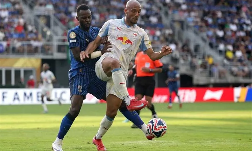 مدرب سالزبورغ: أفتخر بفريقي بالرغم من التعادل.. والهلال فريق قوي جداً مدرب سالزبورغ: أفتخر بفريقي بالرغم من التعادل.. والهلال فريق قوي جداً