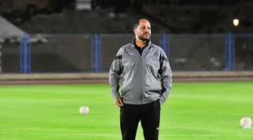 مدرب عربي يدخل سباق المنافسة على تولي منصب أيمن الرمادي في الزمالك