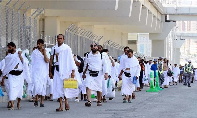 مدينة الملك عبدالله الطبية تراقب صحة الحجاج الذين يعانون من الأمراض مدينة الملك عبدالله الطبية تراقب صحة الحجاج الذين يعانون من الأمراض