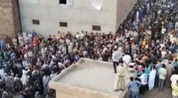 مراسم دفن جماعية.. سكان كفر السنابسة في المنوفية يودعون ضحايا حادث الطريق الإقليمي.