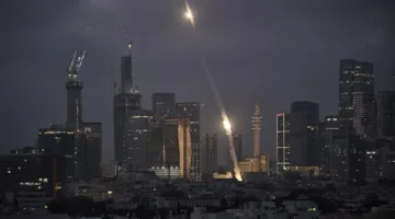 مراقبة إطلاق مجموعة صواريخ إيرانية نحو إسرائيل