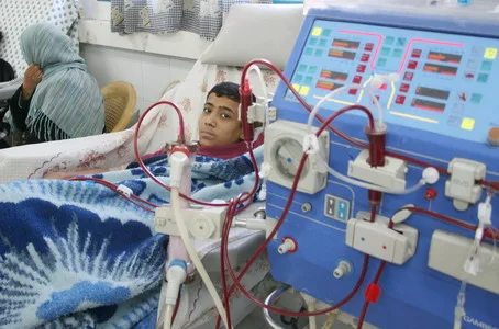 مرضى الكلى في غزة: أعباء متزايدة تحت وطأة الحرب المدمرة مرضى الكلى في غزة: أعباء متزايدة تحت وطأة الحرب المدمرة