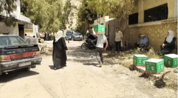 مركز الملك سلمان للإغاثة يقدم 1.179 سلة غذائية في ريف دمشق