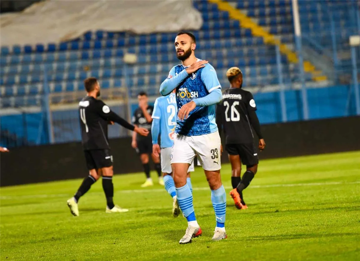 مروان حمدي يثير الجدل بتصريح قوي عقب انتصار بيراميدز في دوري أبطال أفريقيا مروان حمدي يثير الجدل بتصريح قوي عقب انتصار بيراميدز في دوري أبطال أفريقيا