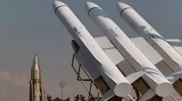 مسؤول إسرائيلي: الموساد بدأ في تهريب صواريخ إلى إيران قبل عدة أشهر