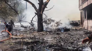 مسؤول هندي: يبدو أنه لا أحياء من حادث سقوط طائرة الركاب