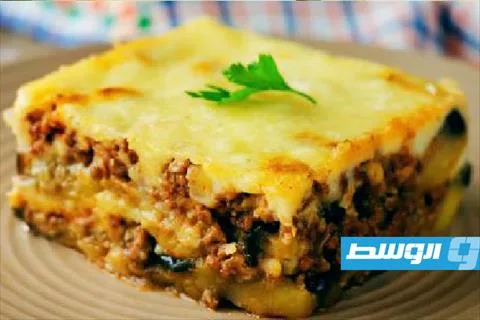 مسقعة مع صلصة البشاميل مسقعة مع صلصة البشاميل