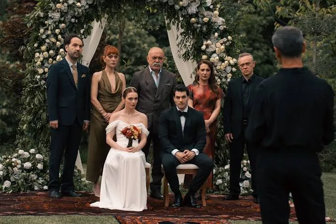 مسلسل ولي العهد التركي: تنافس عائلة كارسل على النفوذ والسلطة مسلسل ولي العهد التركي: تنافس عائلة كارسل على النفوذ والسلطة