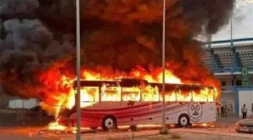 مشاركة كهربا وزجاجة على رأسه: إلغاء دربي طرابلس بسبب اشتباكات عنيفة وإحراق حافلة الاتحاد