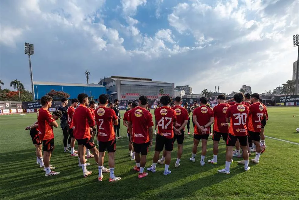 «مشاكل مروان عطية مع لاعب الأهلي» «مشاكل مروان عطية مع لاعب الأهلي»