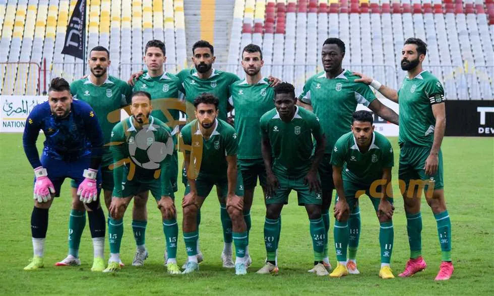 مصدر من الاتحاد السكندري يوضح لـ “في الجول” قرار سامي بشأن المعسكر المغلق وموقف الصفقات. مصدر من الاتحاد السكندري يوضح لـ “في الجول” قرار سامي بشأن المعسكر المغلق وموقف الصفقات.