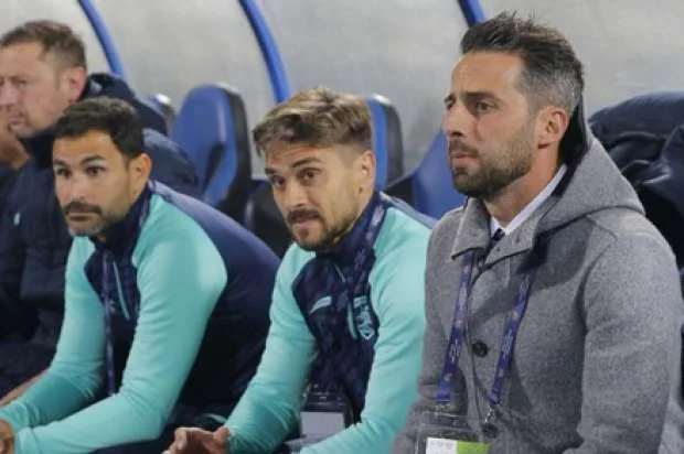 مصدر: يانيك فيريرا البلجيكي يعد من أبرز المنافسين لتولي تدريب الزمالك