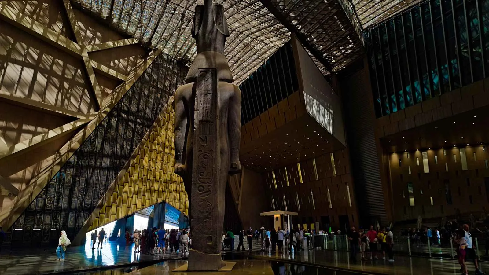 مصر تؤجل افتتاح المتحف المصري الكبير إلى الربع الأخير من السنة مصر تؤجل افتتاح المتحف المصري الكبير إلى الربع الأخير من السنة