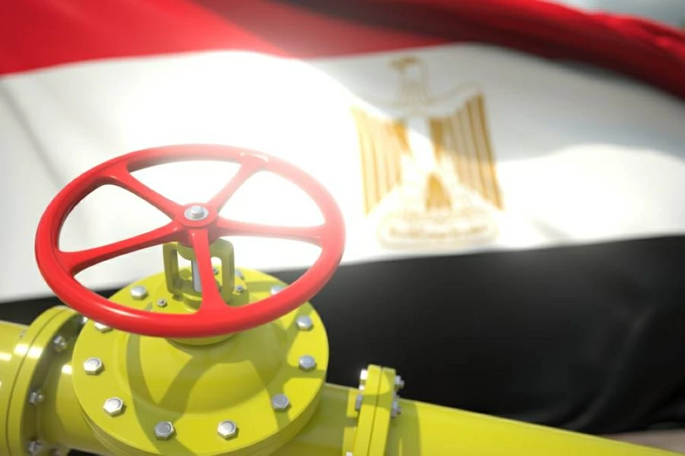 مصر تعيد تشغيل إمدادات الغاز للمصانع المتوقفة اعتبارًا من الجمعة القادمة مصر تعيد تشغيل إمدادات الغاز للمصانع المتوقفة اعتبارًا من الجمعة القادمة