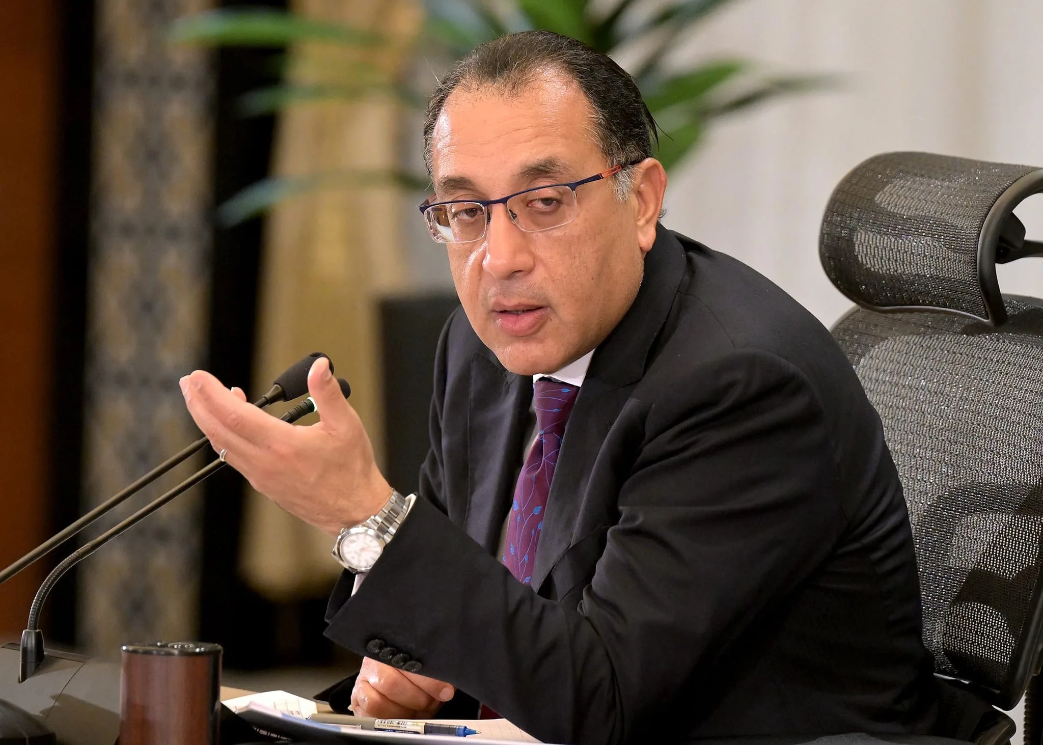 مصر تُعد استراتيجية لتأمين احتياطي من المحروقات والغاز الطبيعي. مصر تُعد استراتيجية لتأمين احتياطي من المحروقات والغاز الطبيعي.