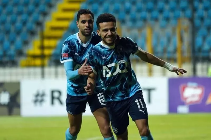مصطفى فتحي: يورتشيتش عوض غياب الجماهير، وطريقة تعامل الحكام معي تغيرت بعد انضمامي لبيراميدز. مصطفى فتحي: يورتشيتش عوض غياب الجماهير، وطريقة تعامل الحكام معي تغيرت بعد انضمامي لبيراميدز.