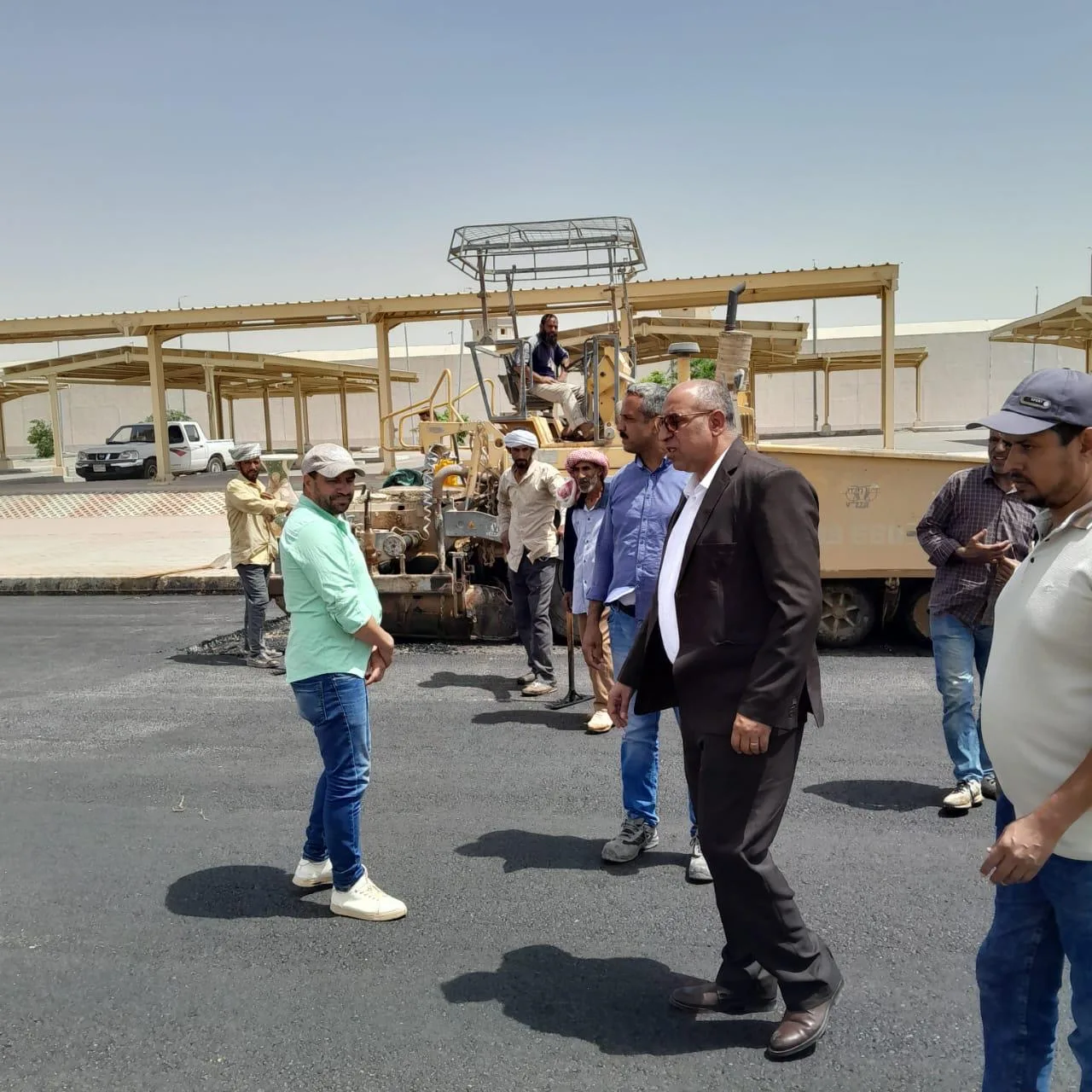 مصطفى هارب: الانتهاء من إنشاء الطرق في مشروع الإسكان الاجتماعي بأخميم الجديدة مصطفى هارب: الانتهاء من إنشاء الطرق في مشروع الإسكان الاجتماعي بأخميم الجديدة