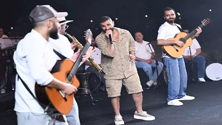 مظهر شاهين يعبر عن انتقاده لإقامة أحمد سعد لحفل غنائي عقب إعلان توبته مظهر شاهين يعبر عن انتقاده لإقامة أحمد سعد لحفل غنائي عقب إعلان توبته